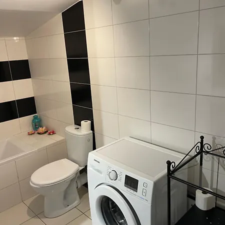 Szafir 4b * Rzeszów